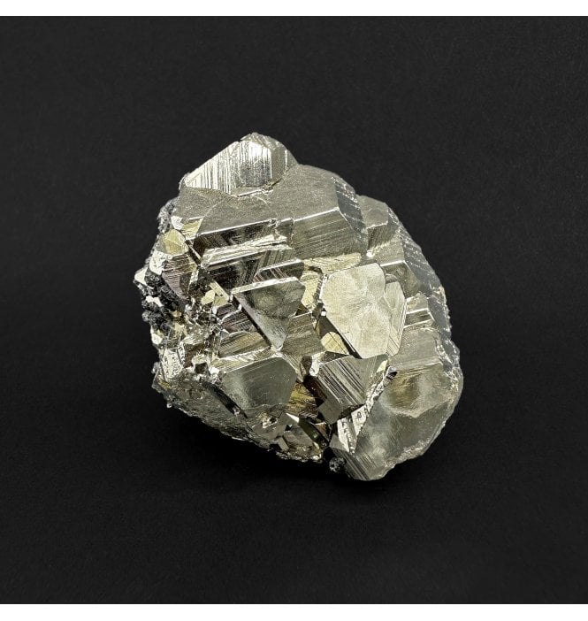 Iron Pyrite Cluster (R1083)